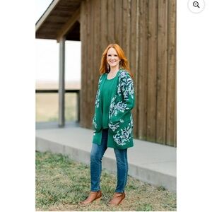 The Pioneer Woman Green Floral Cardigan